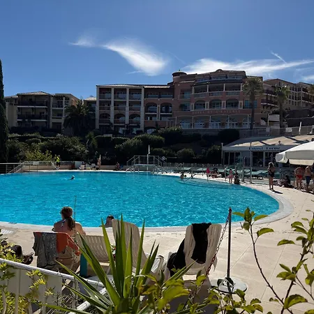 Village Cap Esterel, Piscine, 公寓 Saint-Raphaël