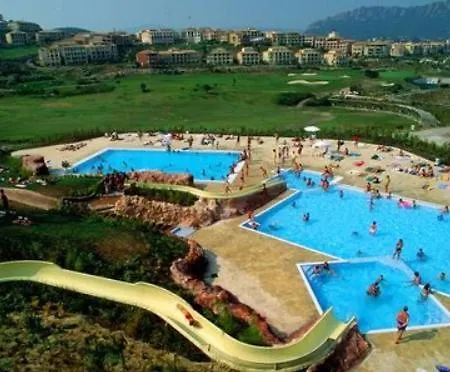Village Cap Esterel, Piscine, * Сен-Рафаэль